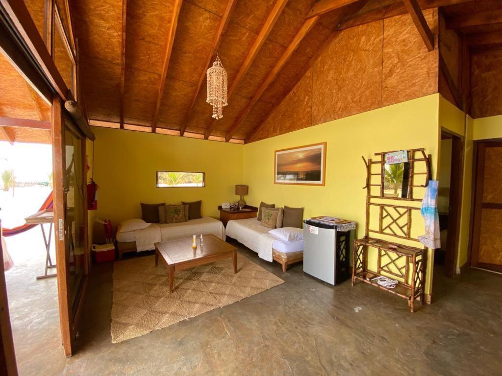 Wallac Bungalows Canoas De Punta Sal Bagian luar foto
